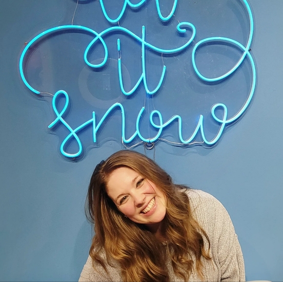 Meet your Posher, Megan - Picture 12 of 12